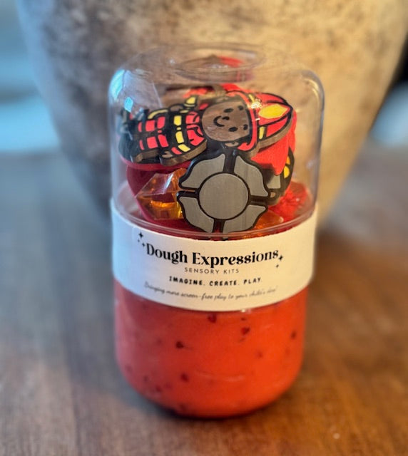 Fireman On-The-Go Playdough Pod