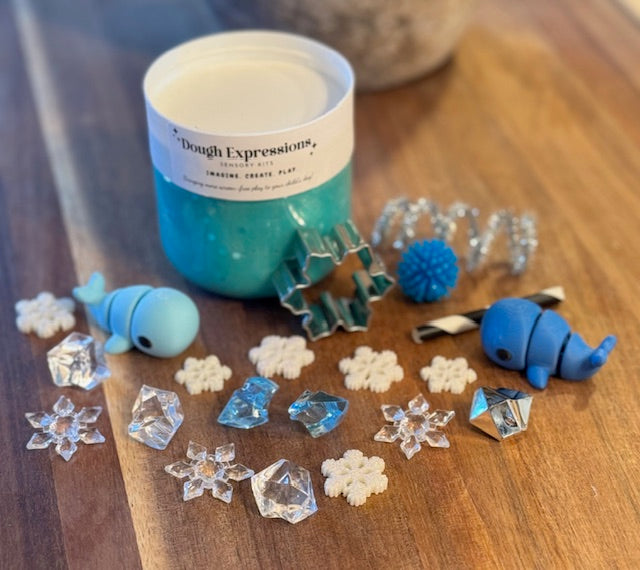 Arctic Whale On-The-Go Playdough Pod