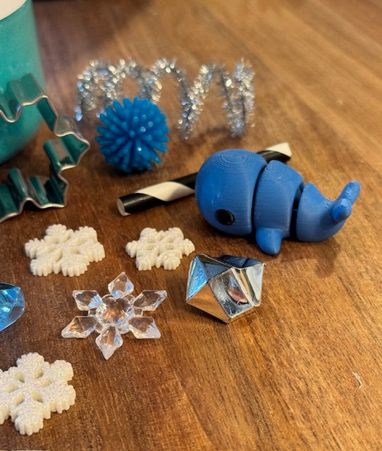 Arctic Whale On-The-Go Playdough Pod