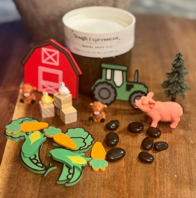 Farm On-The-Go Playdough Pod