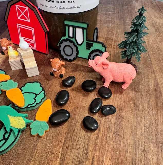 Farm On-The-Go Playdough Pod