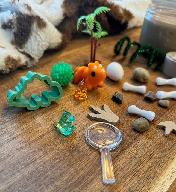 Dinosaur On-The-Go Play Pod