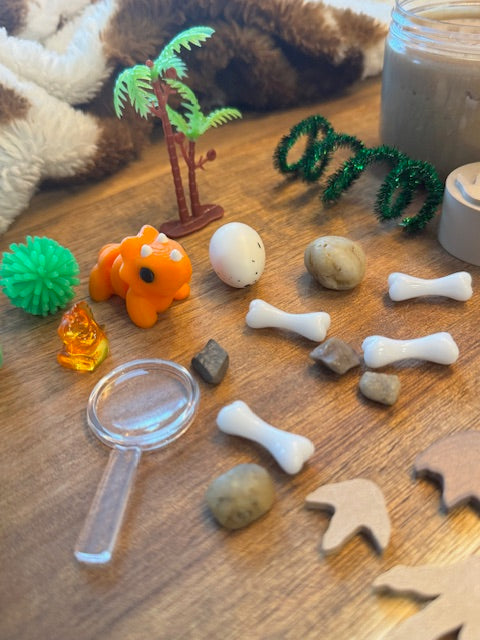Dinosaur On-The-Go Play Pod