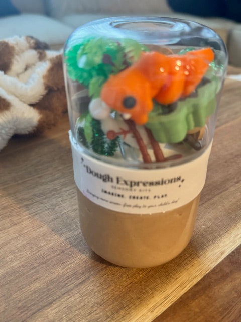 Dinosaur On-The-Go Play Pod
